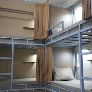  Auberge de jeunesse Aru House Indonésie