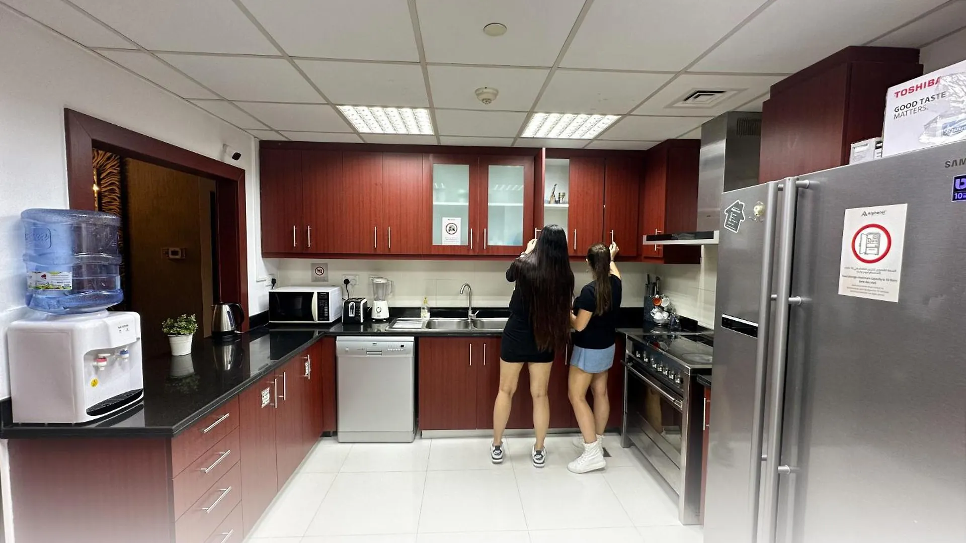Alphatel Beach Hostel Jbr Dubai Verenigde Arabische Emiraten
