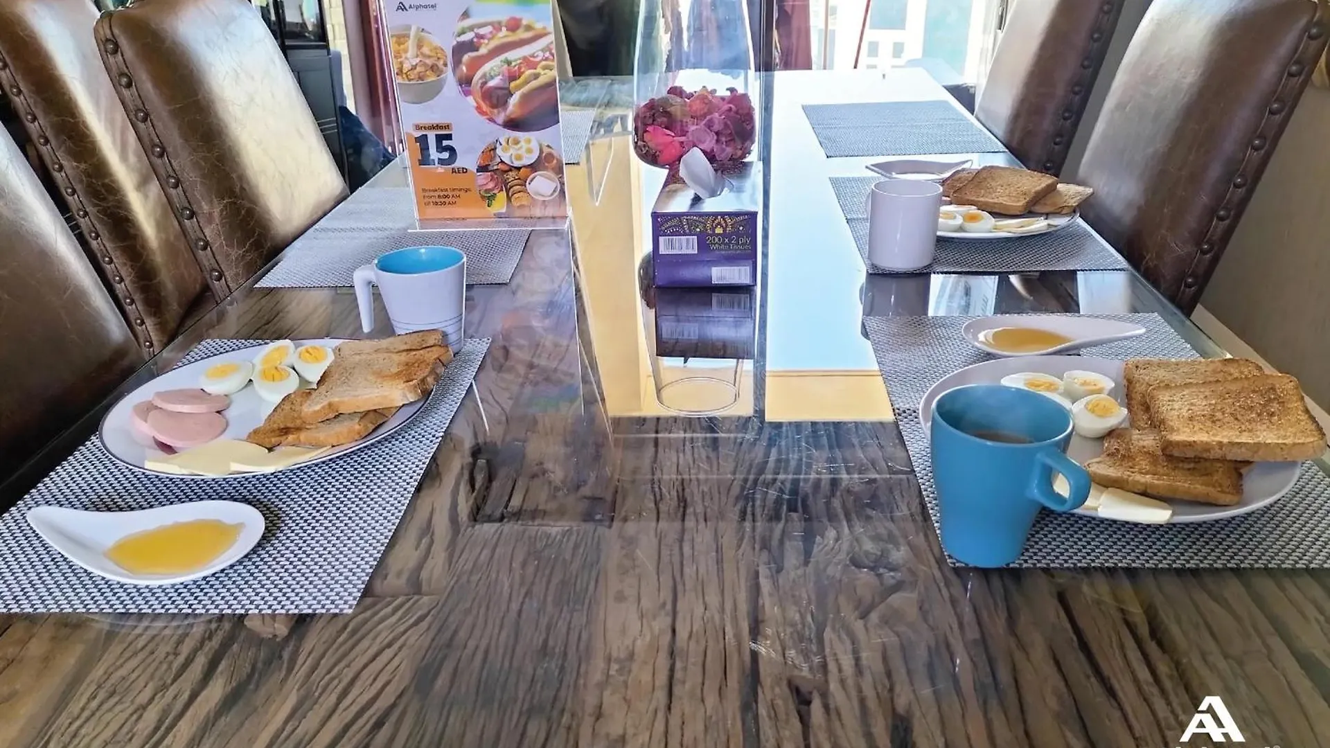 Alphatel Beach Hostel Jbr Dubai